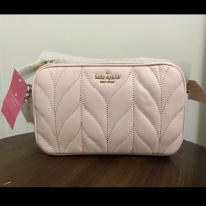 NWT Kate Spade peach quilted crossbody purse